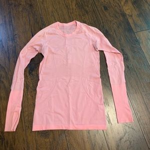 LuluLemon long sleeve